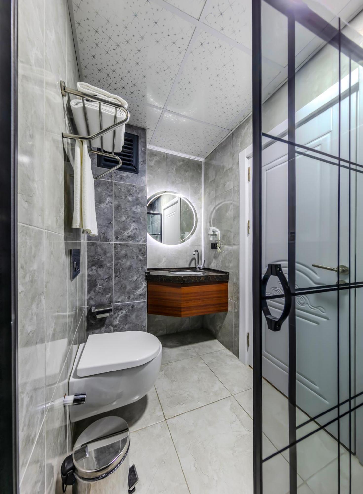 Med Life Hotel Istanbul Airport Arnavutkoy Buitenkant foto