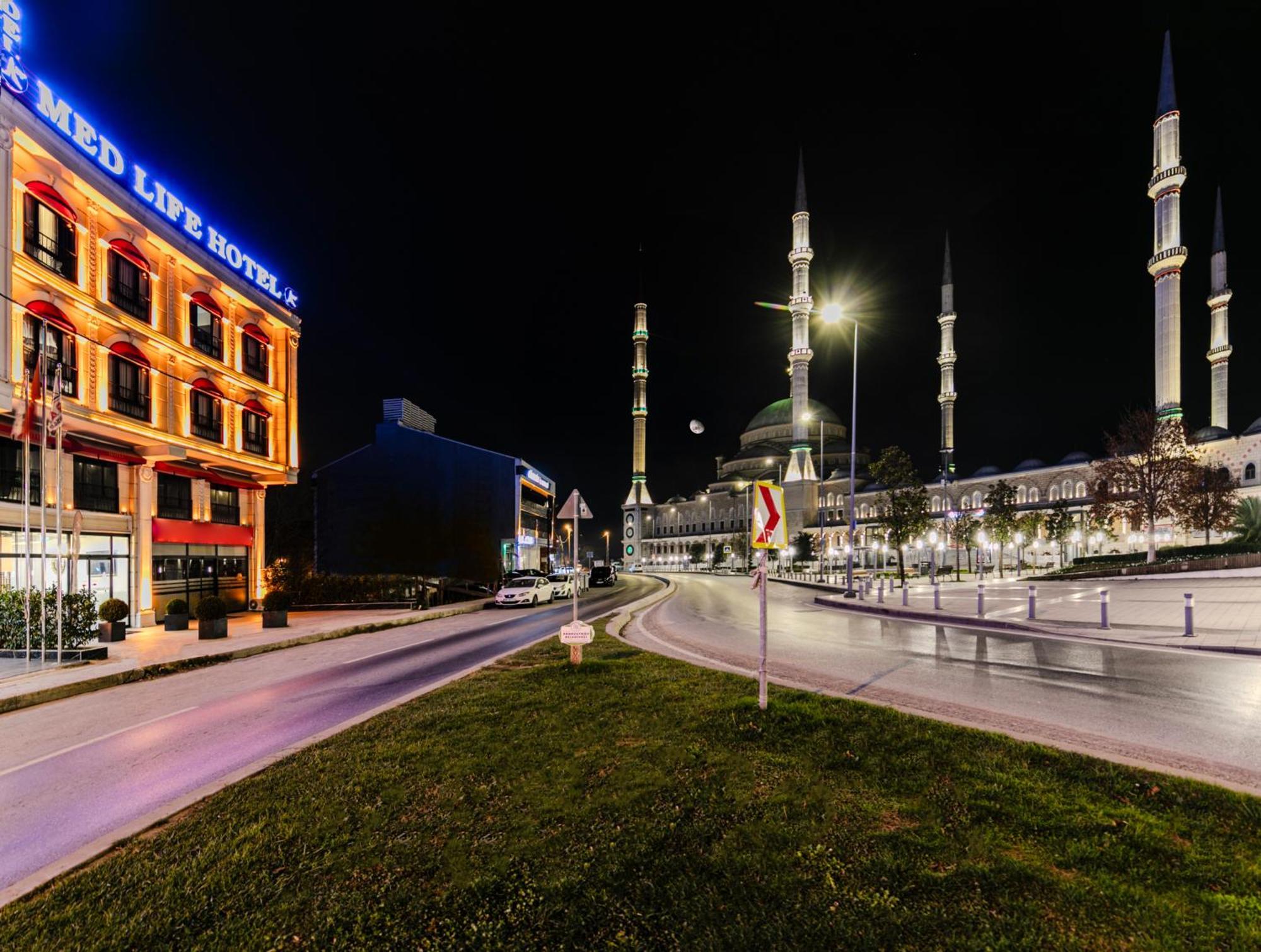 Med Life Hotel Istanbul Airport Arnavutkoy Buitenkant foto